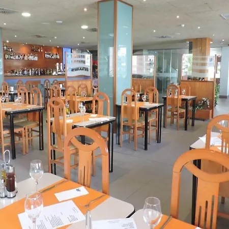 4r Park Ii Hotel