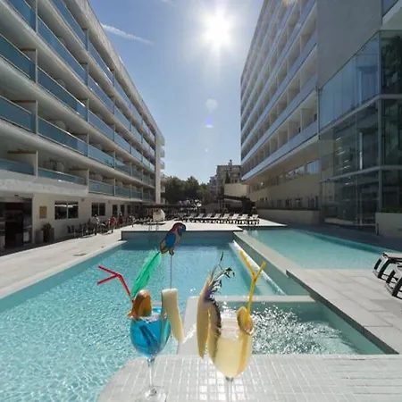 4r Park Ii Hotel
