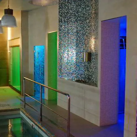 Hotel 4r Park Ii