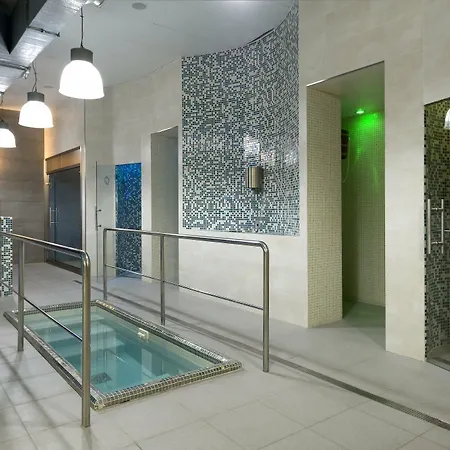 Hotel 4r Park Ii