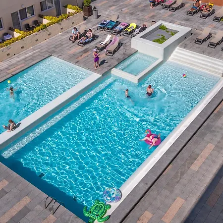 4r Park Ii 3* סאלו