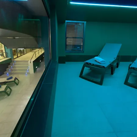 4r Park Ii Hotell 3*